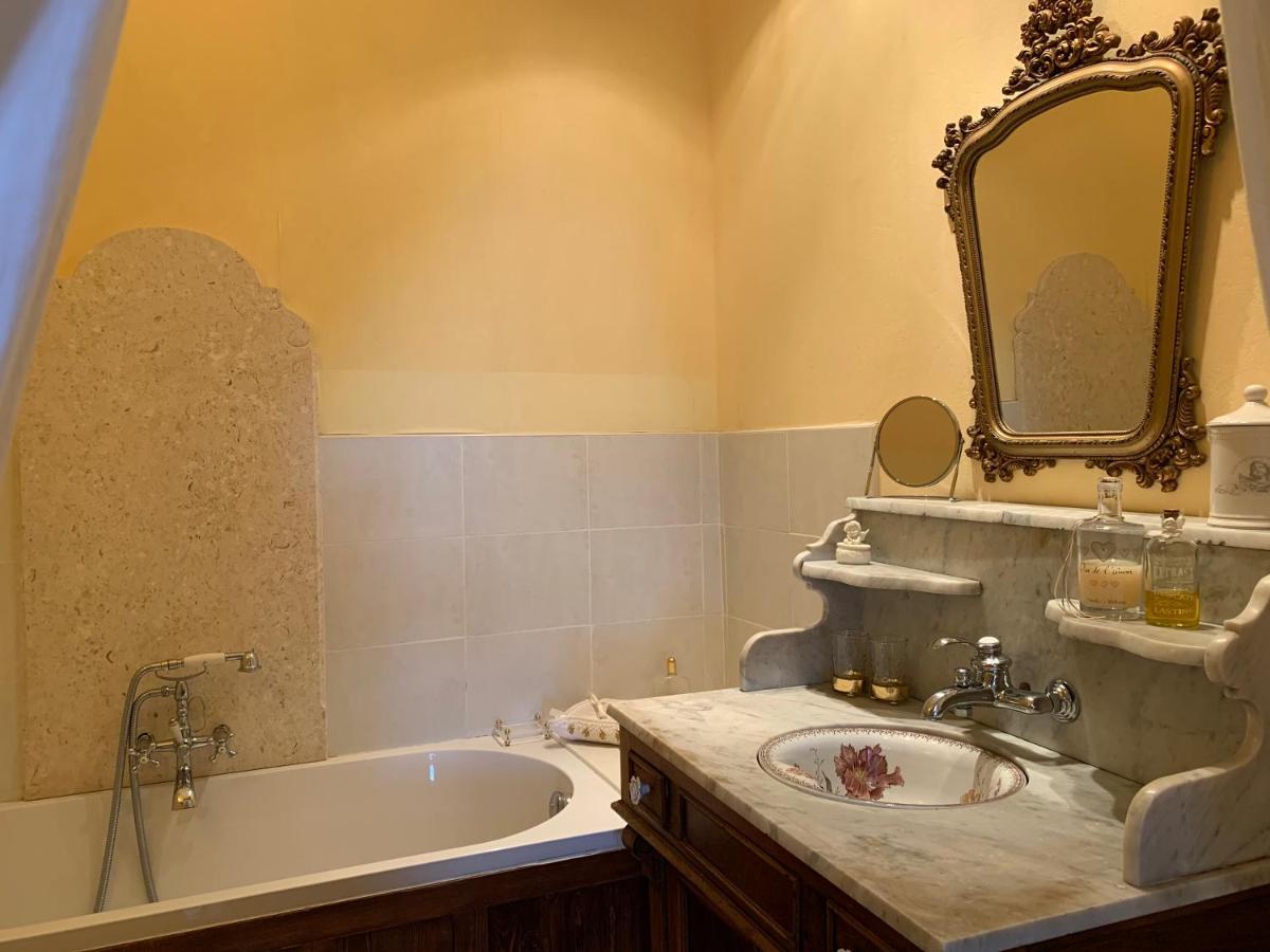 Chateau Sainte Colombe Bed and Breakfast Exterior foto